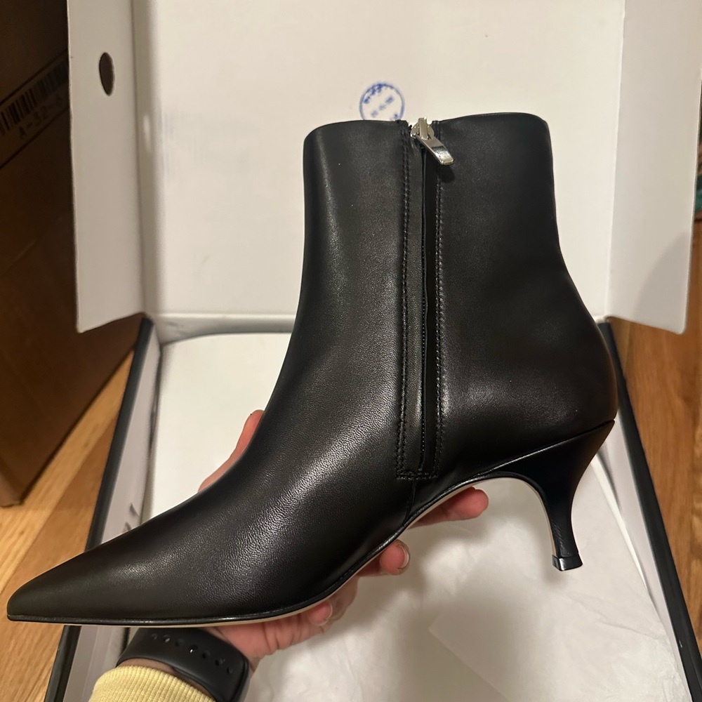 Nine West kitten heels Black Ankle Boots